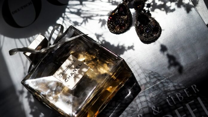 unveiling the epitome of elegance the art of luxury home design.jpg