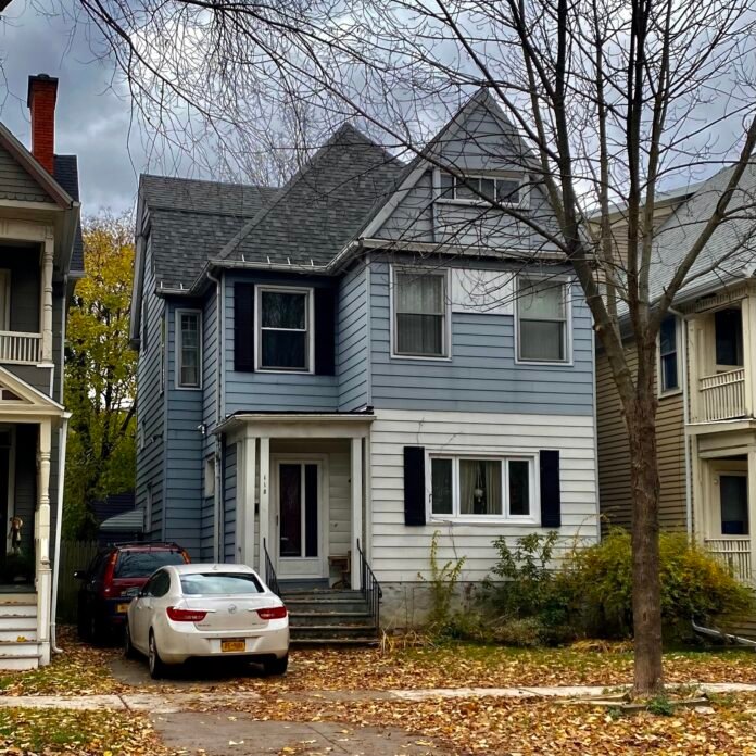 boost your real estate success essential tips and techniques for a thriving property investment journey.jpg